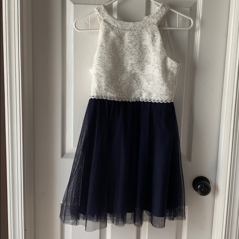 Girls formal dresss